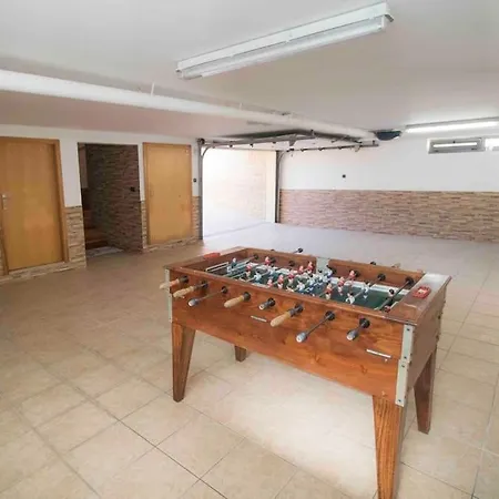 Living In A Dream 別荘