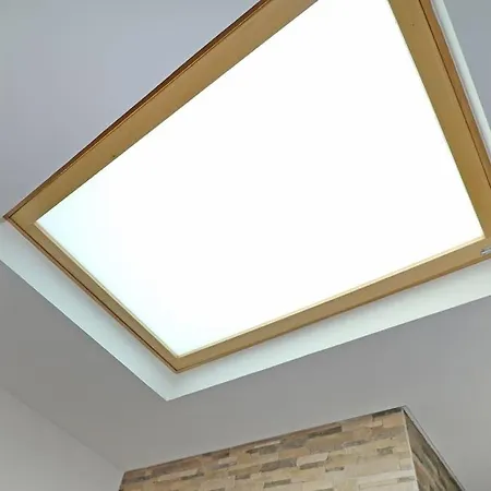 別荘 Living In A Dream *