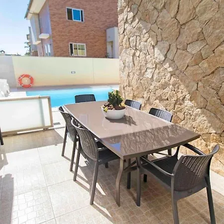 Living In A Dream Holiday home *